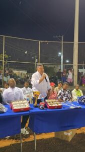 Diógenes De la Cruz resalta trabajo se realiza a favor de la juventun en el estadio Los Tanquecitos